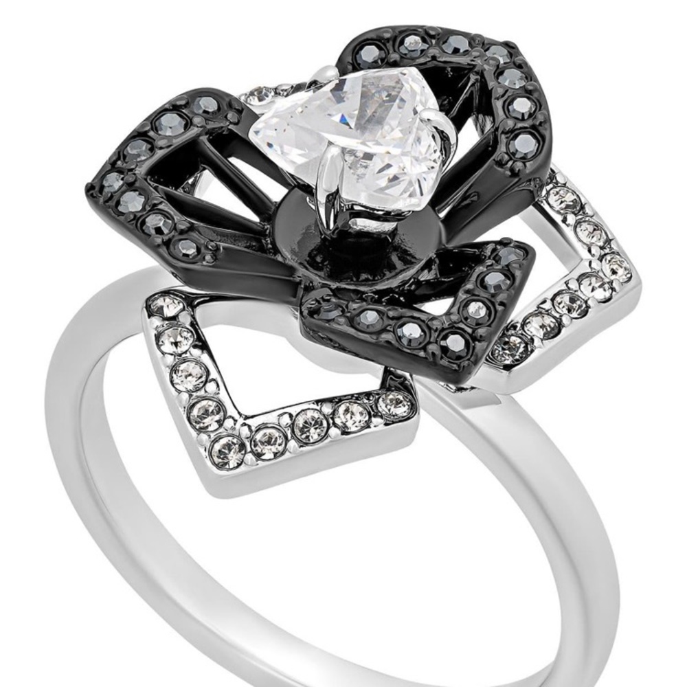 ISO Swarovski Linda Ring